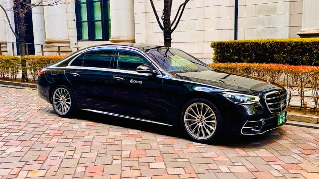 Mercedes-Benz S580 Long view 1